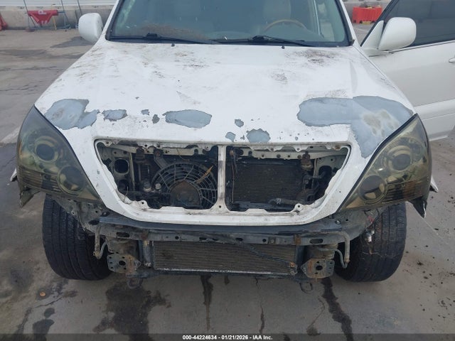 2004 LEXUS GX 470 JTJBT20X540062540 Photo 5