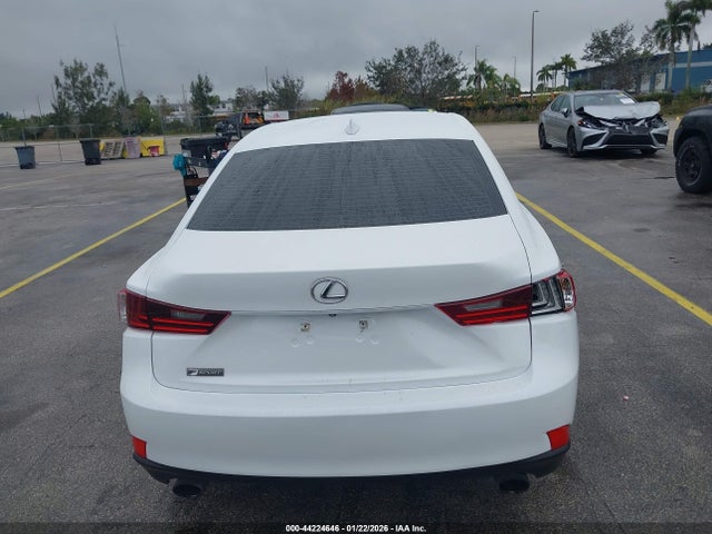 2016 LEXUS IS 200T JTHBA1D28G5026574 Photo 5