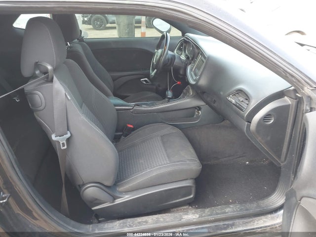 Продаж на аукціоні авто 2017 Dodge Challenger R/t, vin: 2C3CDZBT7HH655880, номер лоту: 44224656