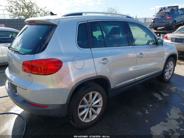 WVGRV7AX7HK005415 Volkswagen Tiguan 2.0t Wolfsburg Edition