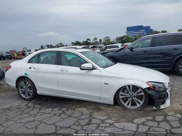 Aukcja sprzedaży 2018 Mercedes-benz C 350e, vin: 55SWF4HB8JU271038, numer aukcji: 44224673