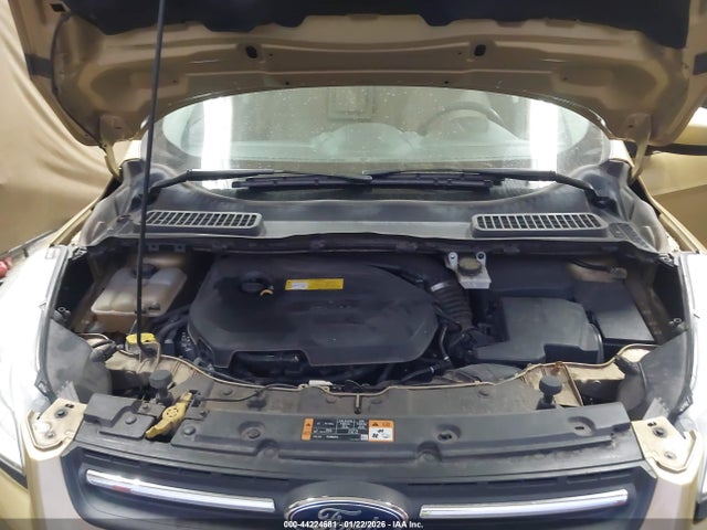 1FMCU0GX0FUB20818 Ford ESCAPE SE