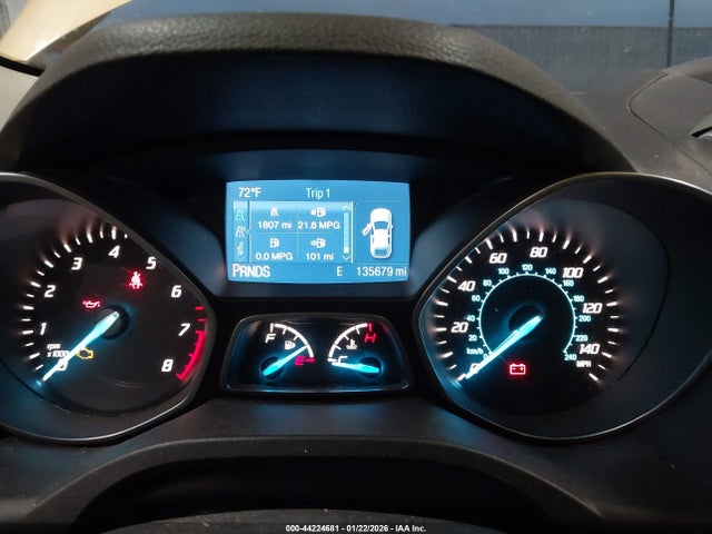 1FMCU0GX0FUB20818 Ford ESCAPE SE