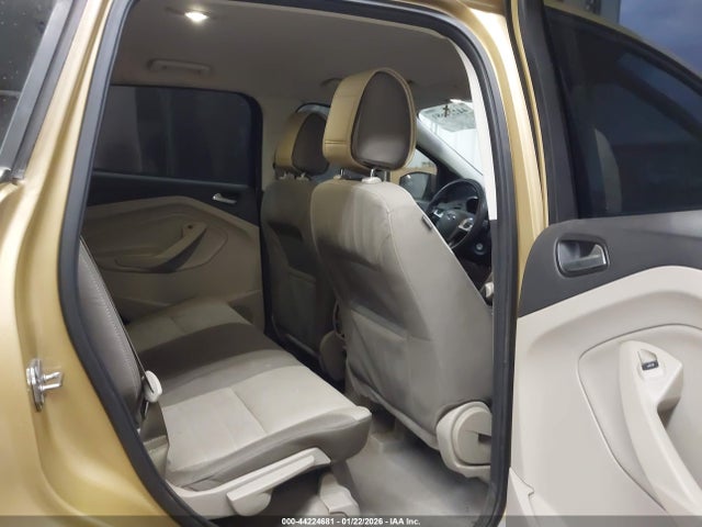 1FMCU0GX0FUB20818 Ford ESCAPE SE