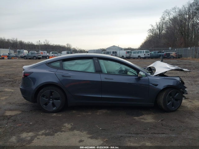 5YJ3E1EB8NF112813 Tesla Model 3 Long Range Dual Motor All-wheel Drive