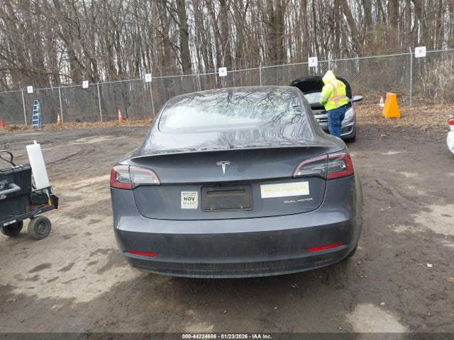 5YJ3E1EB8NF112813 Tesla Model 3 Long Range Dual Motor All-wheel Drive