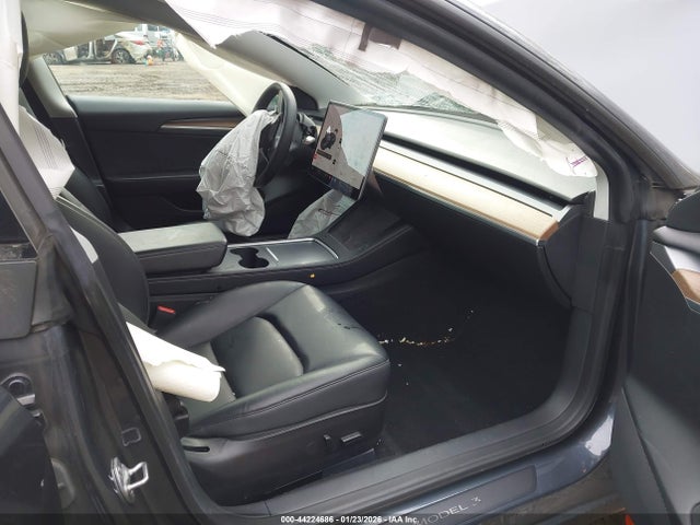 5YJ3E1EB8NF112813 Tesla Model 3 Long Range Dual Motor All-wheel Drive