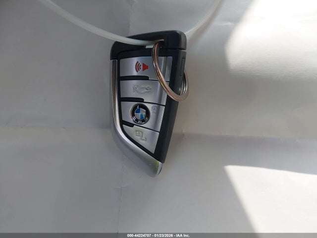 2021 BMW X6 5UXCY6C06M9G17166 Photo 10