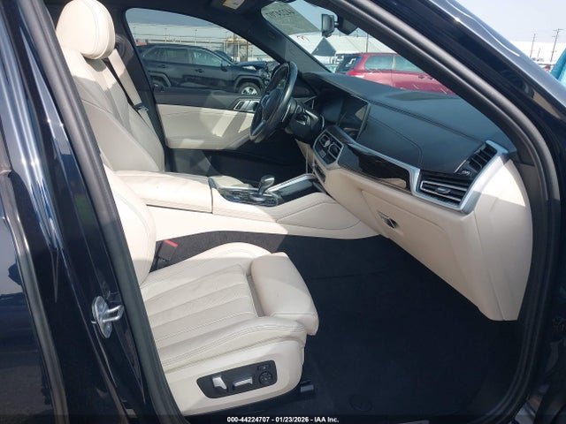 2021 BMW X6 5UXCY6C06M9G17166 Photo 4