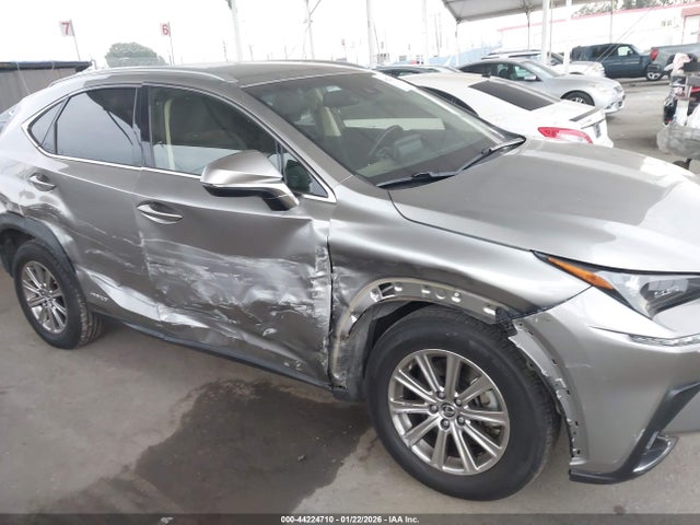 JTJBJRBZ6K2122856 Lexus NX 300H