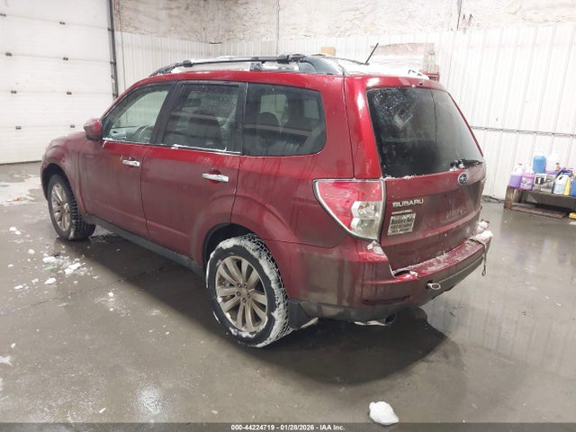 44224719 :رقم المزاد ، JF2SHAEC4BH700796 vin ، 2011 Subaru Forester 2.5x Limited مزاد بيع