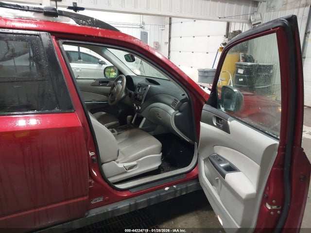 44224719 :رقم المزاد ، JF2SHAEC4BH700796 vin ، 2011 Subaru Forester 2.5x Limited مزاد بيع