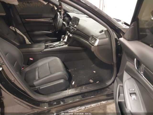 1HGCV1F32MA102455 Honda Accord Sport