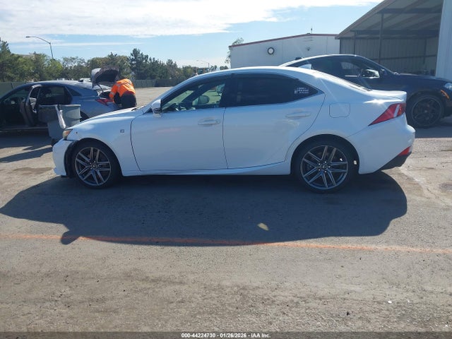 Lexus IS 200T 2016 JTHBA1D29G5002798 Image 15