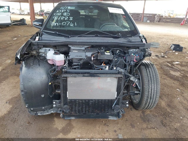 2025 AUDI Q4 SPORTBACK E-TRON WA13UBFZ5SP040761 Photo 5