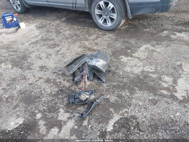 5NMS3CAD3LH196314 Hyundai Santa Fe Sel