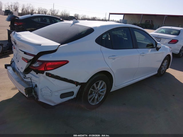 2025 TOYOTA CAMRY 4T1DAACK0SU637981 Photo 3