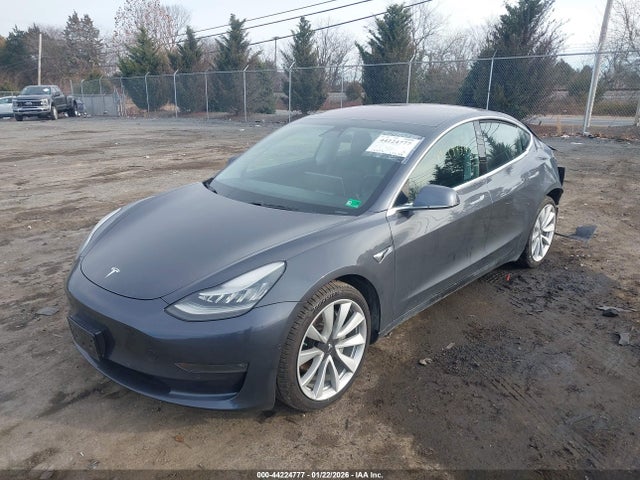 2018 TESLA MODEL 3 5YJ3E1EB2JF116799 Photo 1