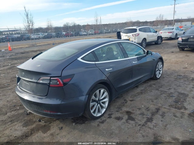 2018 TESLA MODEL 3 5YJ3E1EB2JF116799 Photo 3