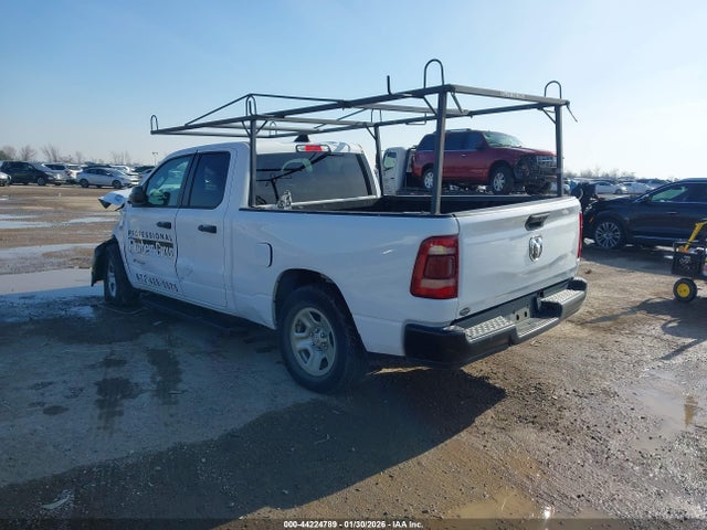 44224789 :رقم المزاد ، 1C6SRECG7NN436009 vin ، 2022 Ram 1500 Tradesman  4x2 6'4 Box مزاد بيع