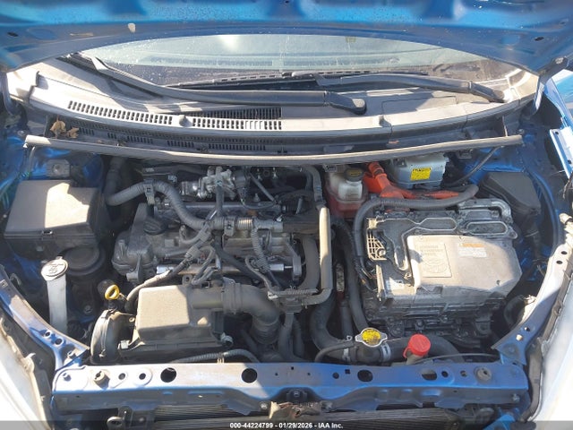 2013 TOYOTA PRIUS C JTDKDTB33D1535104 Photo 9