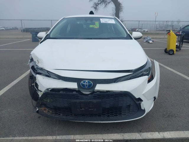 JTDEAMDE8MJ004216 Toyota Corolla Hybrid Le