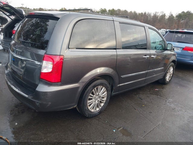44224879 :رقم المزاد ، 2C4RC1CG0FR546485 vin ، 2015 Chrysler Town & Country Touring-l مزاد بيع