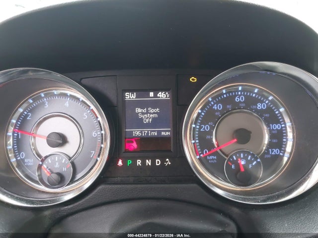 44224879 :رقم المزاد ، 2C4RC1CG0FR546485 vin ، 2015 Chrysler Town & Country Touring-l مزاد بيع
