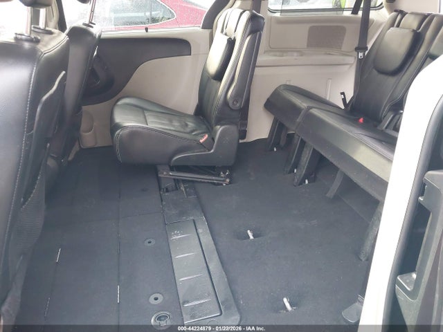 44224879 :رقم المزاد ، 2C4RC1CG0FR546485 vin ، 2015 Chrysler Town & Country Touring-l مزاد بيع