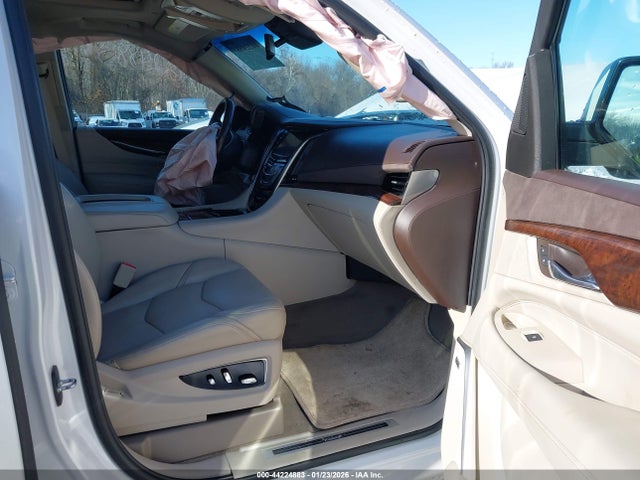 2016 CADILLAC ESCALADE 1GYS4CKJ1GR477301 Photo 4