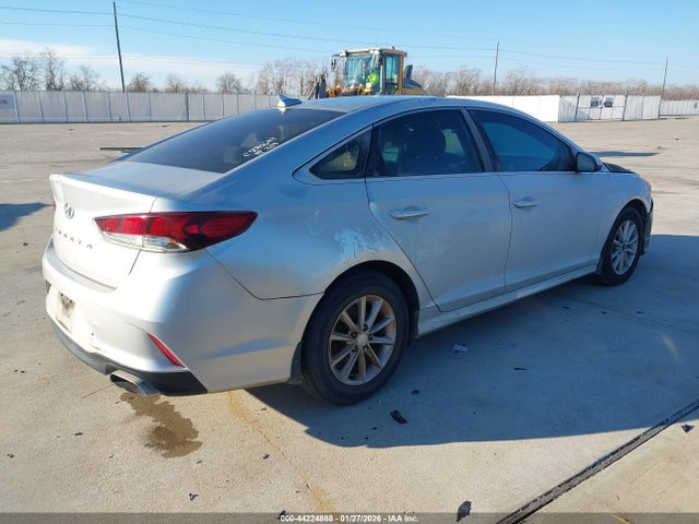 5NPE24AF1KH771633 Hyundai SONATA SE