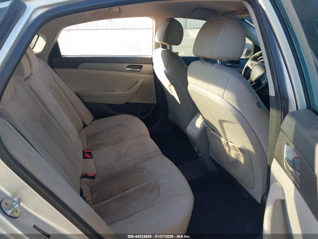 5NPE24AF1KH771633 Hyundai SONATA SE