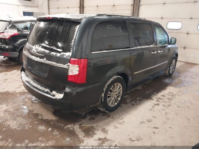 2013 CHRYSLER TOWN & COUNTRY 2C4RC1CG5DR747523 Photo 3