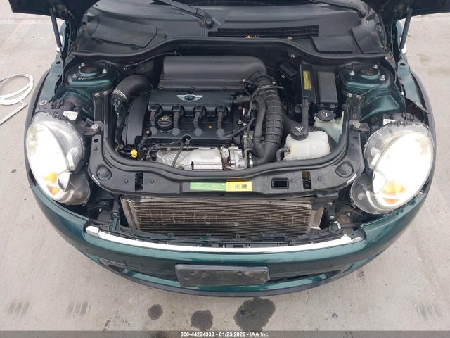 2010 MINI COOPER S WMWMF7C56ATX44697 Photo 9