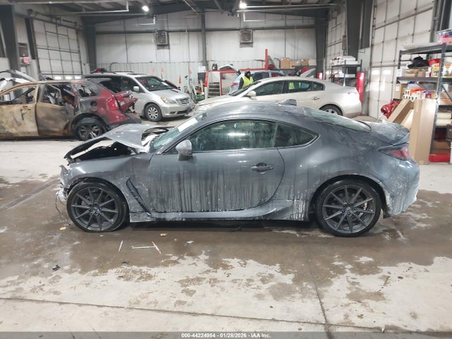 2022 Subaru Brz Limited მანქანა იყიდება აუქციონზე, vin: JF1ZDBE10N9701879, აუქციონის ნომერი: 44224954