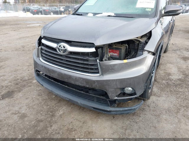 Toyota Highlander Limited V6 2016 5TDDKRFH6GS335879 Image 6
