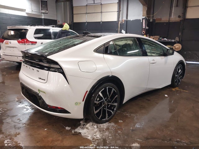 2023 TOYOTA PRIUS PRIME JTDACACU5P3000505 Photo 3