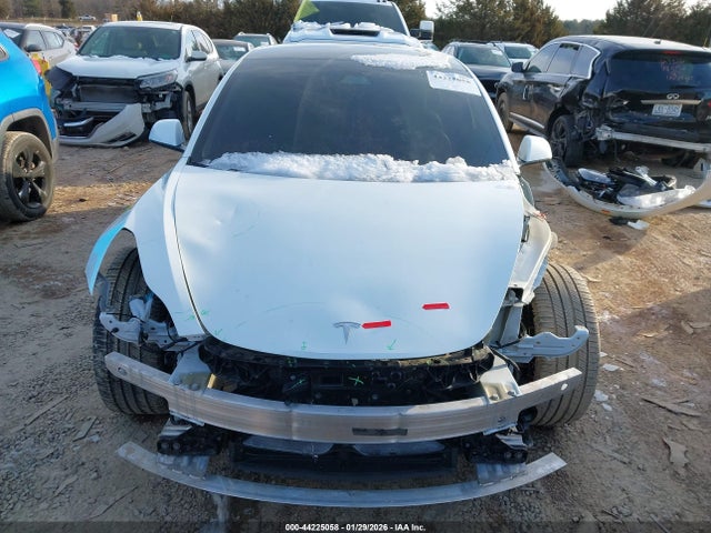 2021 Tesla Model 3 Long Range Dual Motor All-wheel Drive მანქანა იყიდება აუქციონზე, vin: 5YJ3E1EB1MF983387, აუქციონის ნომერი: 44225058