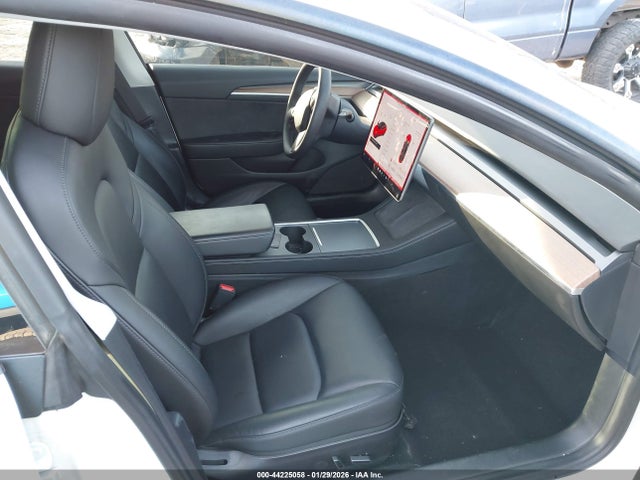 2021 TESLA MODEL 3 5YJ3E1EB1MF983387 Photo 4