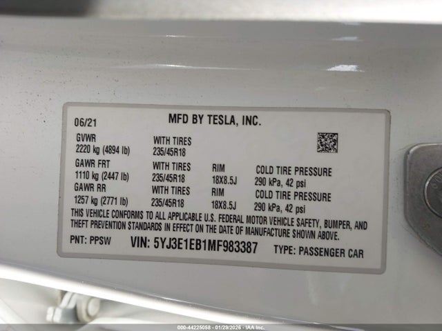 2021 TESLA MODEL 3 5YJ3E1EB1MF983387 Photo 8
