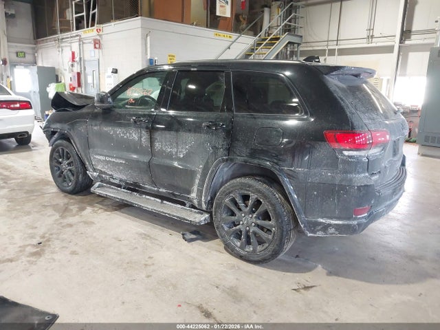 1C4RJFAG8JC475429 Jeep Grand Cherokee Altitude 4x4
