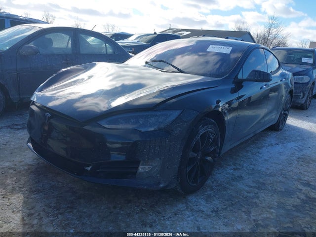 2018 TESLA MODEL S 5YJSA1E29JF276685 Photo 1