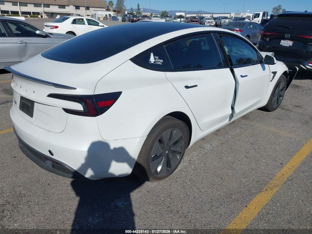 2025 TESLA MODEL 3 5YJ3E1EA2SF909237 Photo 3