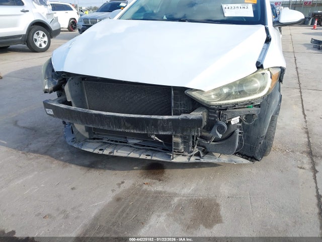 5NPD84LF6JH375929 Hyundai Elantra Value Edition