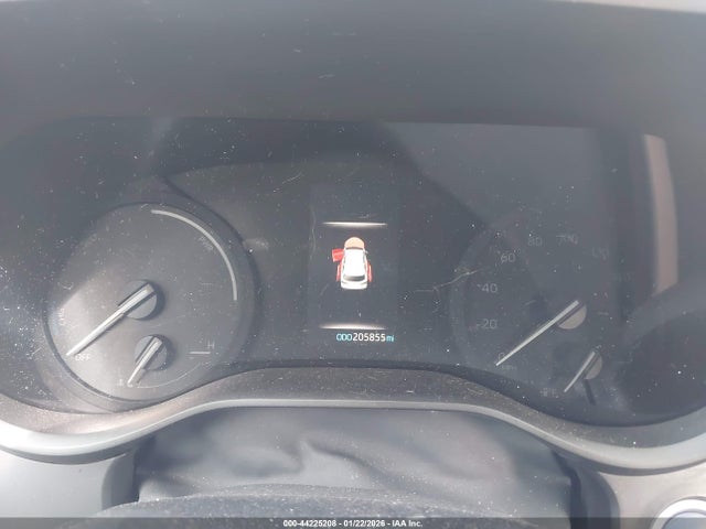 5TDJSKFC2NS063617 Toyota SIENNA XLE