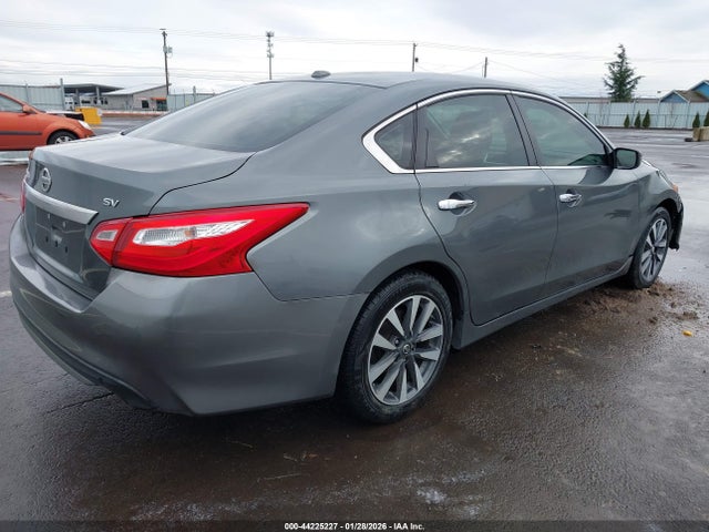 1N4AL3AP5HC292933 Nissan Altima 2.5 Sv