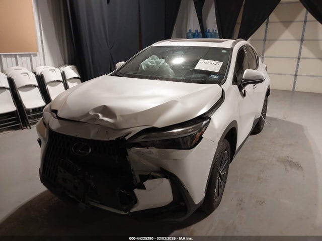44225280 :رقم المزاد ، JTJGKCEZ9S5026133 vin ، 2025 Lexus Nx 350h Premium مزاد بيع