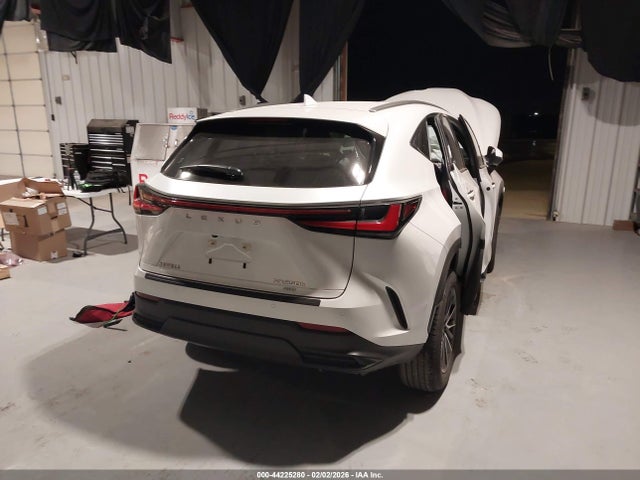 44225280 :رقم المزاد ، JTJGKCEZ9S5026133 vin ، 2025 Lexus Nx 350h Premium مزاد بيع