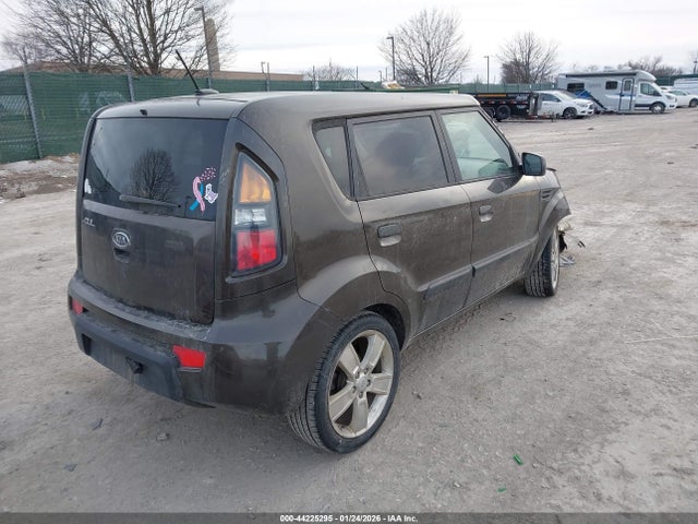 2010 KIA SOUL KNDJT2A21A7045044 Photo 3