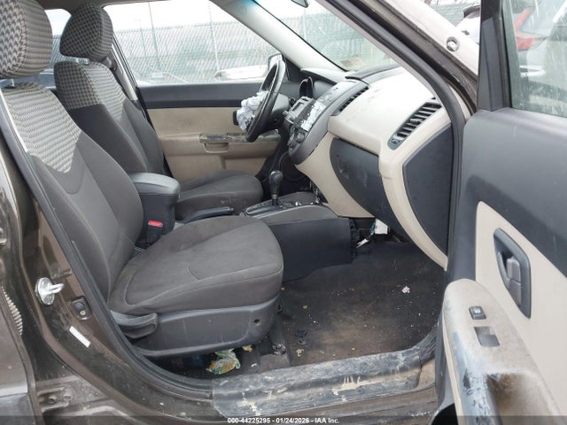 2010 KIA SOUL KNDJT2A21A7045044 Photo 4